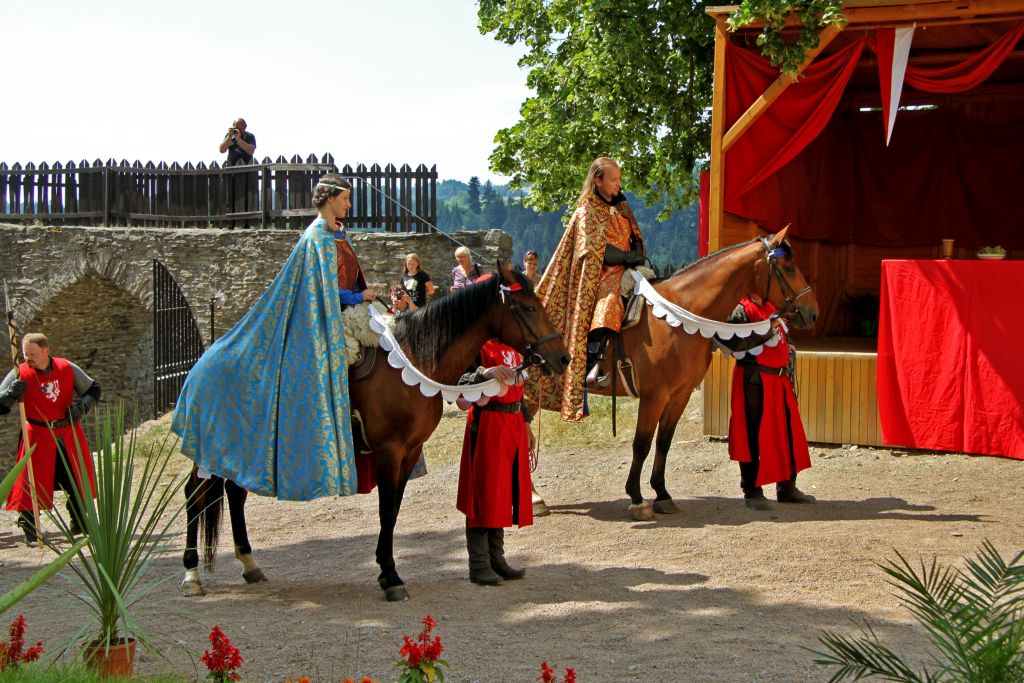 Královské slavnosti na hradě Svojanově